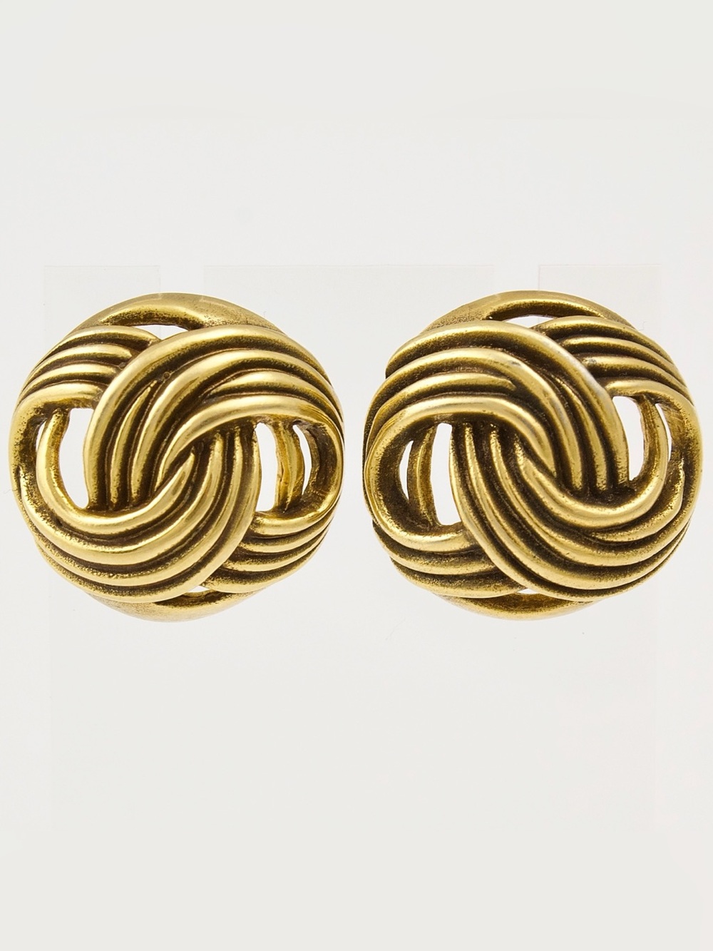Vintage Museum of Fine Arts Boston Gold Tone Knot Stud Earrings Signed MFA